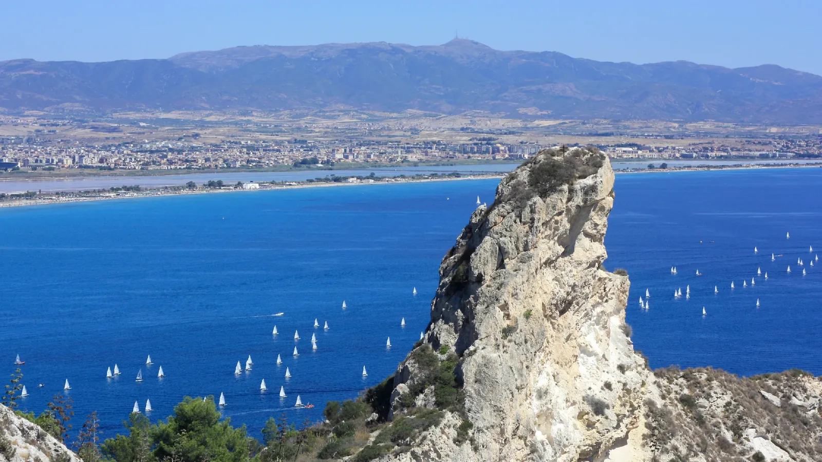 La costa del Centro sud Sardegna